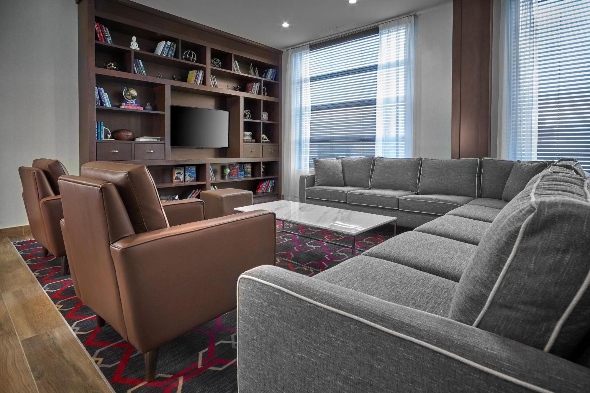 Four Points By Sheraton Edmonton West Eksteriør bilde